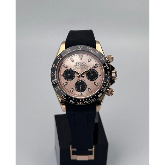 Custom Seiko Mod • Salmon Rose Gold Daytona Quartz Chronograph • 39.5mm